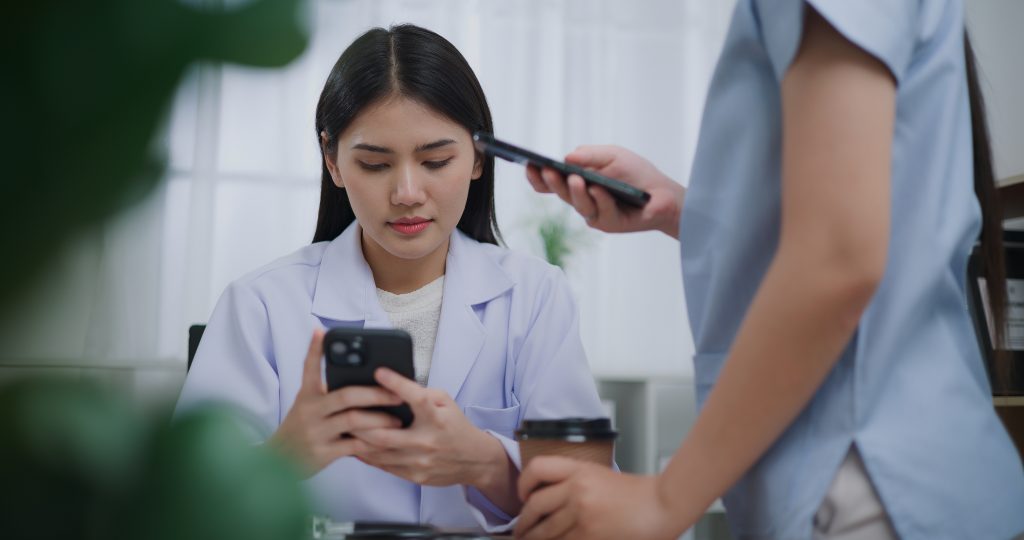 Penjadwalan yang tidak teratur dapat menimbulkan stres dan gangguan bagi karyawan, yang pada akhirnya menurunkan moral kerja.