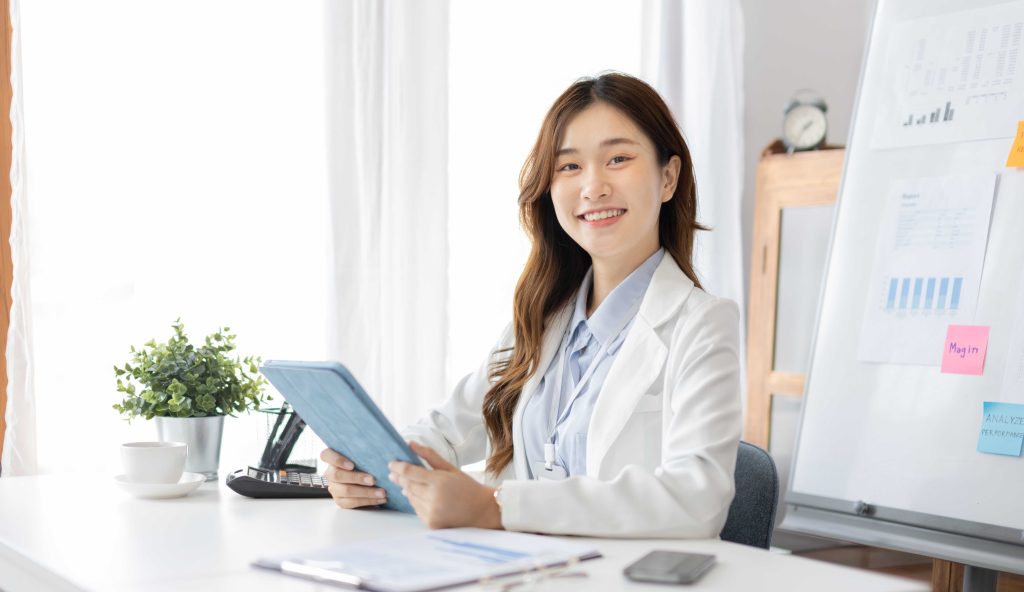 kumoDoc™ dipercaya oleh lebih dari 2500 klinik dan pusat wellness untuk operasional yang efisien.